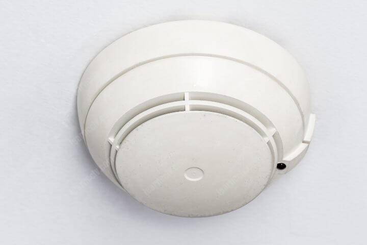 How to detect a hidden camera
